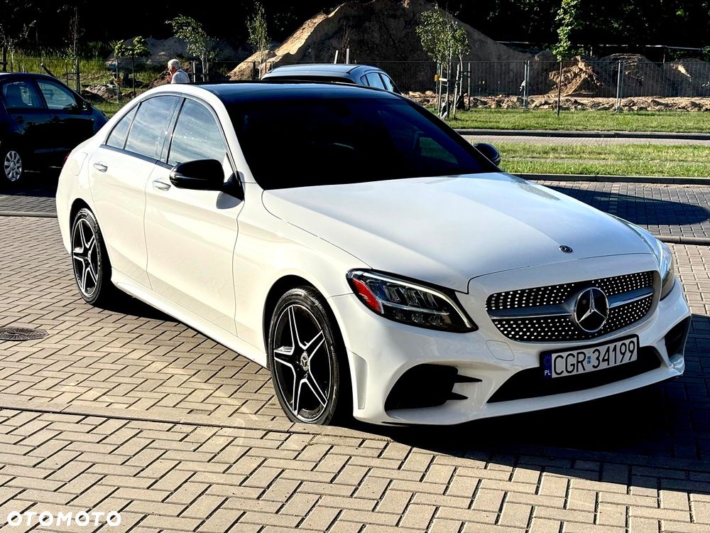 Mercedes-Benz Klasa C 300 4Matic 9G-TRONIC AMG Line - 4