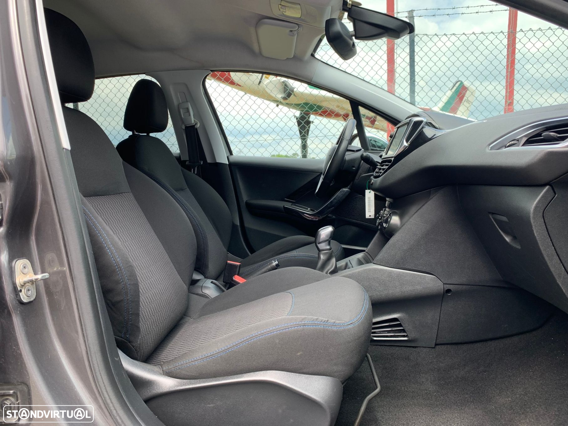 Peugeot 208 1.6 BlueHDi Allure - 17