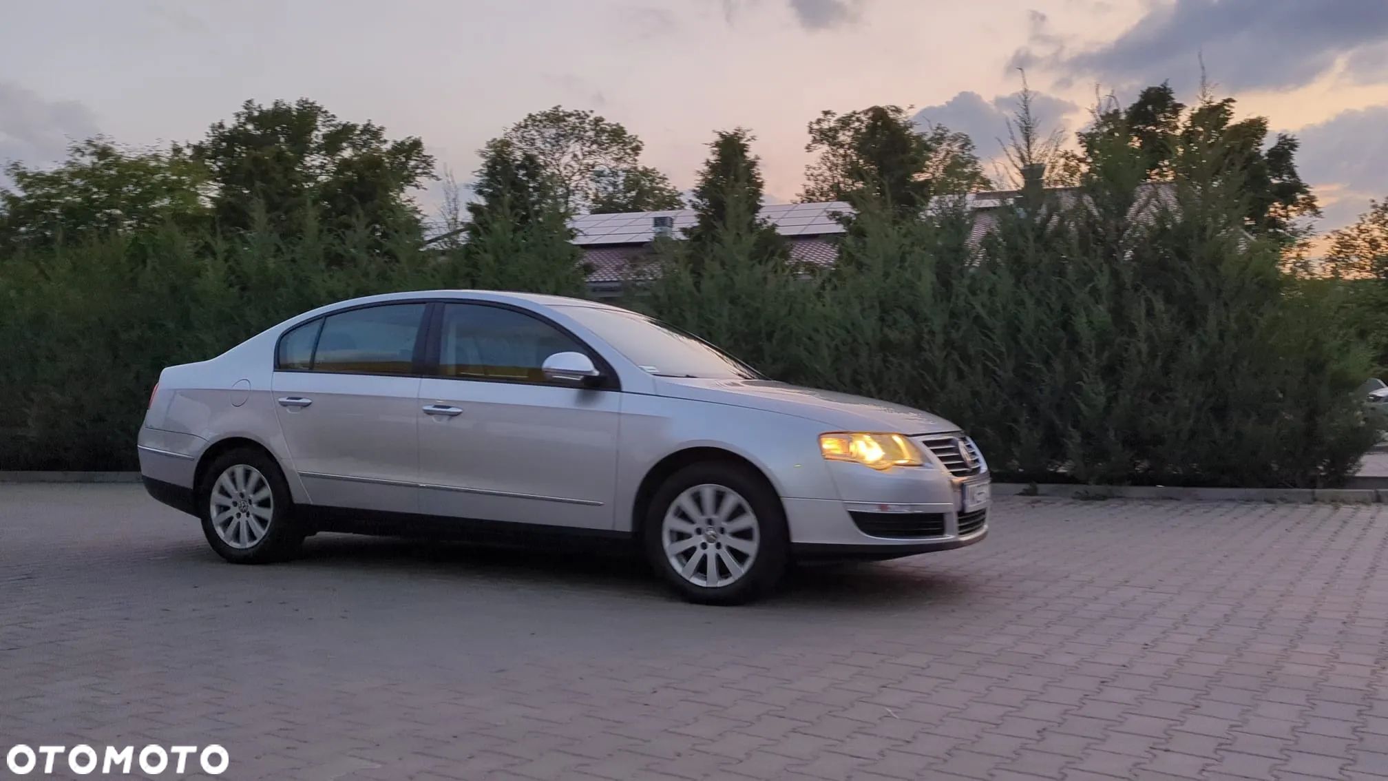 Volkswagen Passat 1.9 TDI Trendline - 1