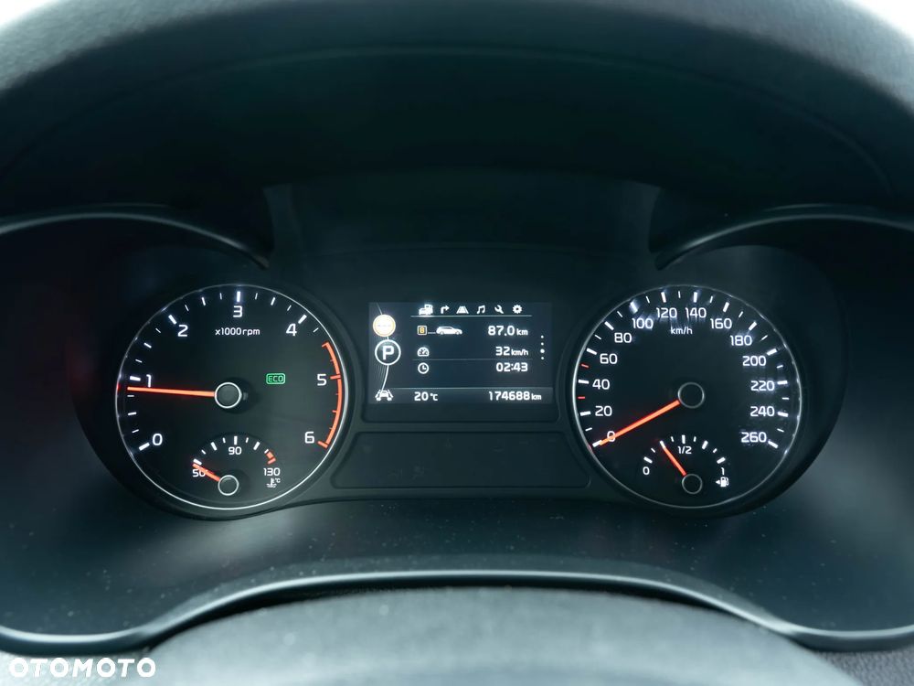 Kia Optima 1.7 CRDI XL DCT - 28