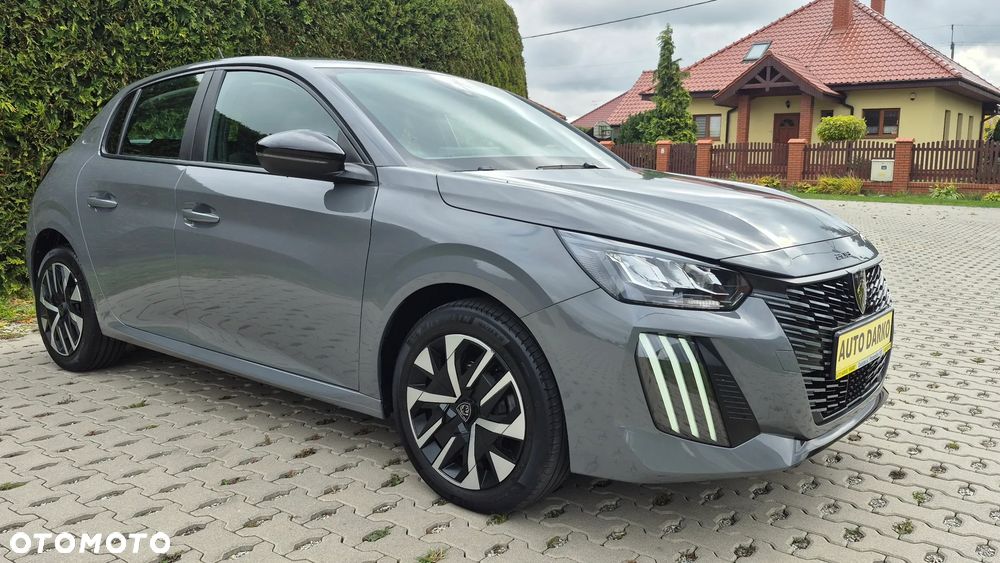 Peugeot 208 - 30