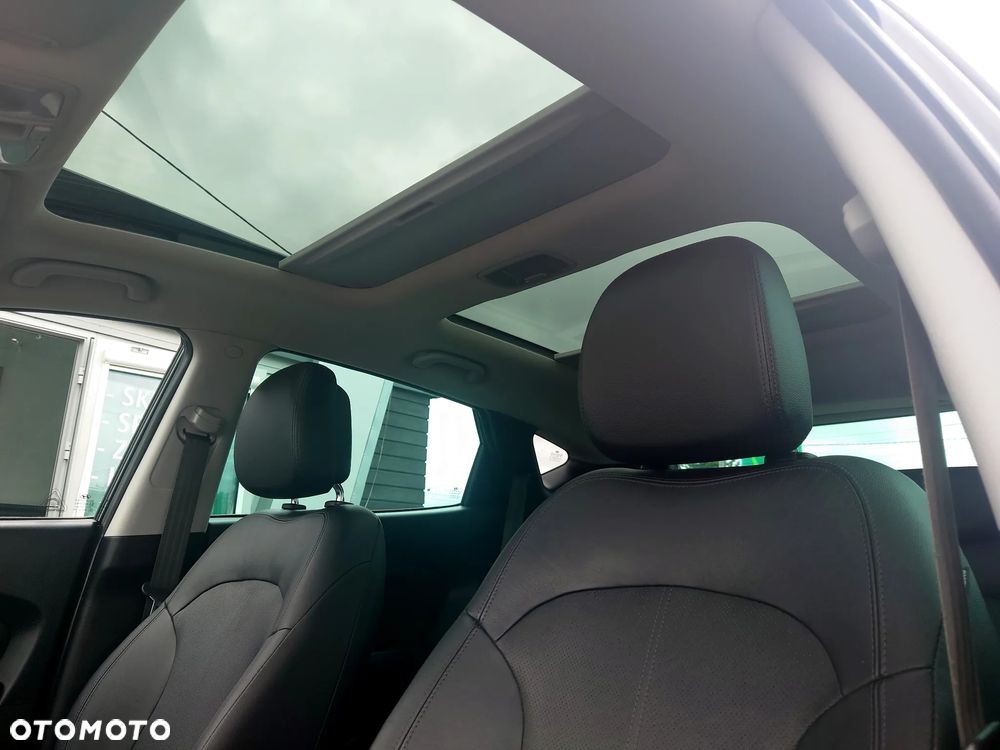 Hyundai ix35 1.7 CRDi Premium 2WD - 17