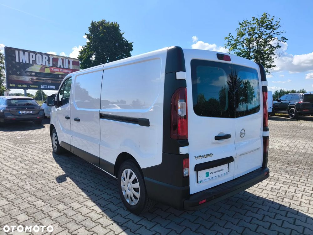 Opel Vivaro - 3