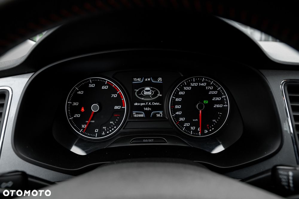 Seat Leon 1.8 TSI FR S&S DSG - 27