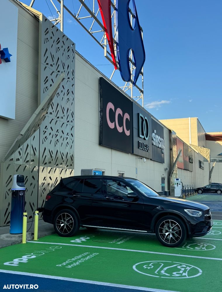 Mercedes-Benz GLC - 12