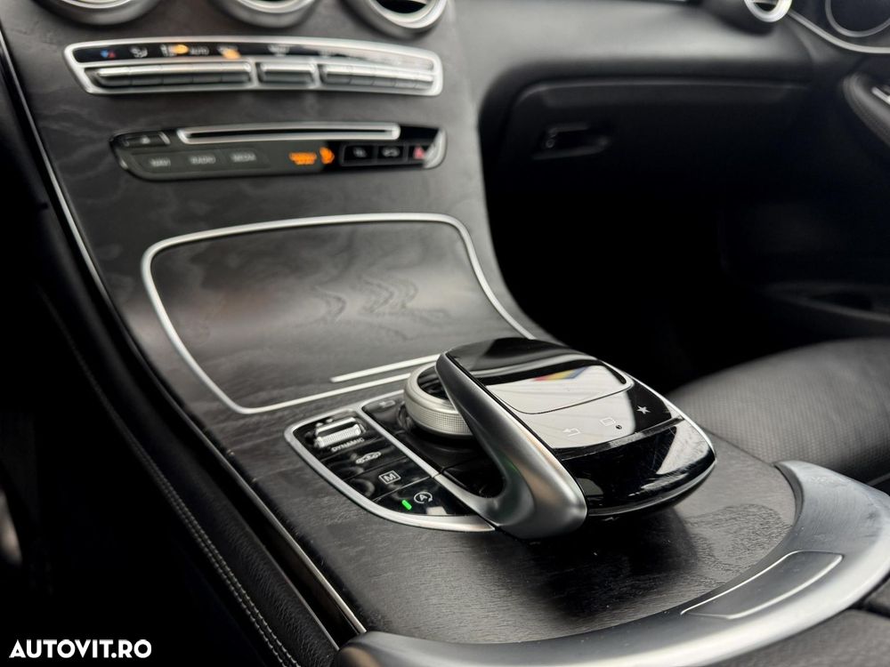 Mercedes-Benz GLC - 13