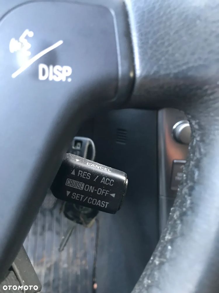 Toyota Avensis 2.0 D-4D Executive - 21