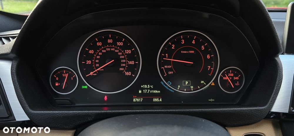 BMW 3GT 328i xDrive Sport-Aut Sport Line - 32