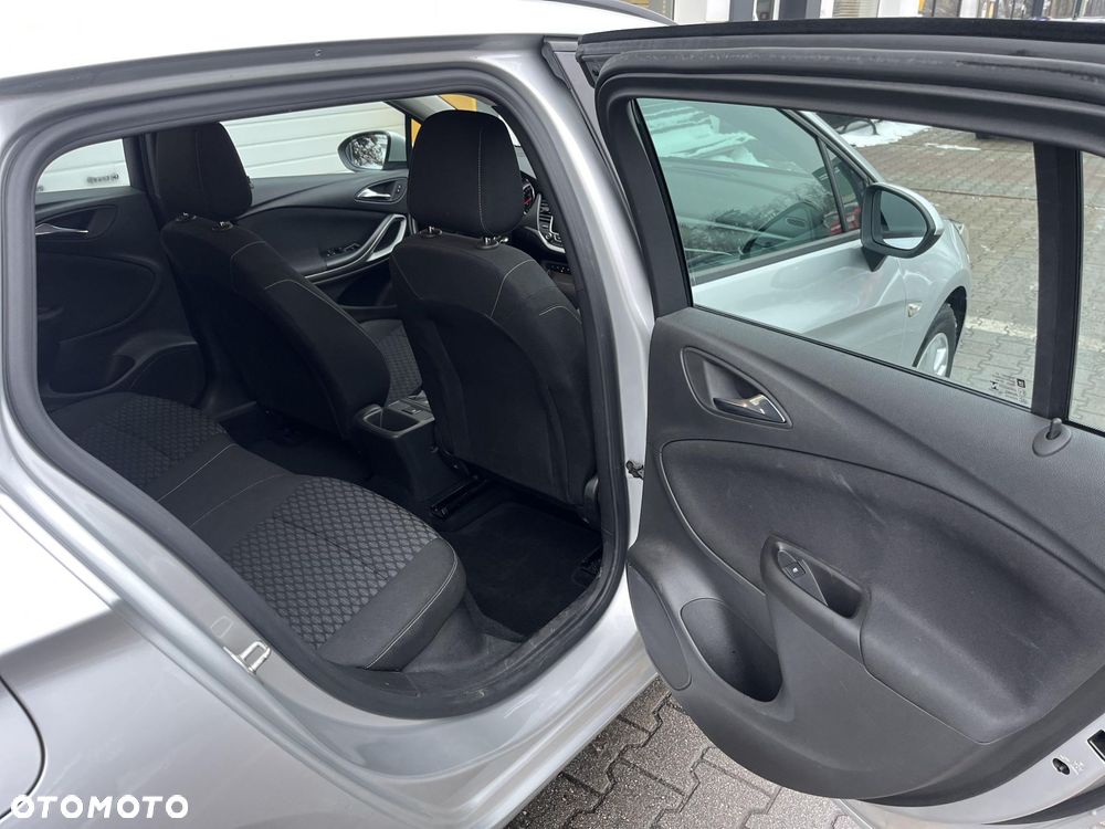 Opel Astra 1.6 CDTI Enjoy - 22