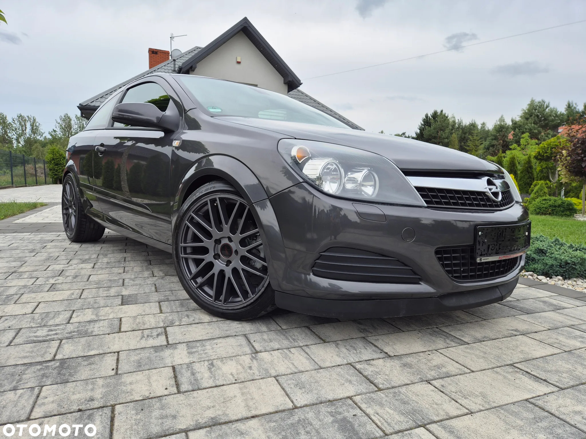 Opel Astra GTC 1.6 - 2