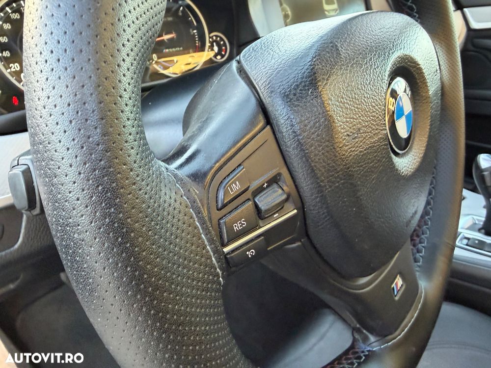 BMW Seria 5 520d Sport-Aut. - 17