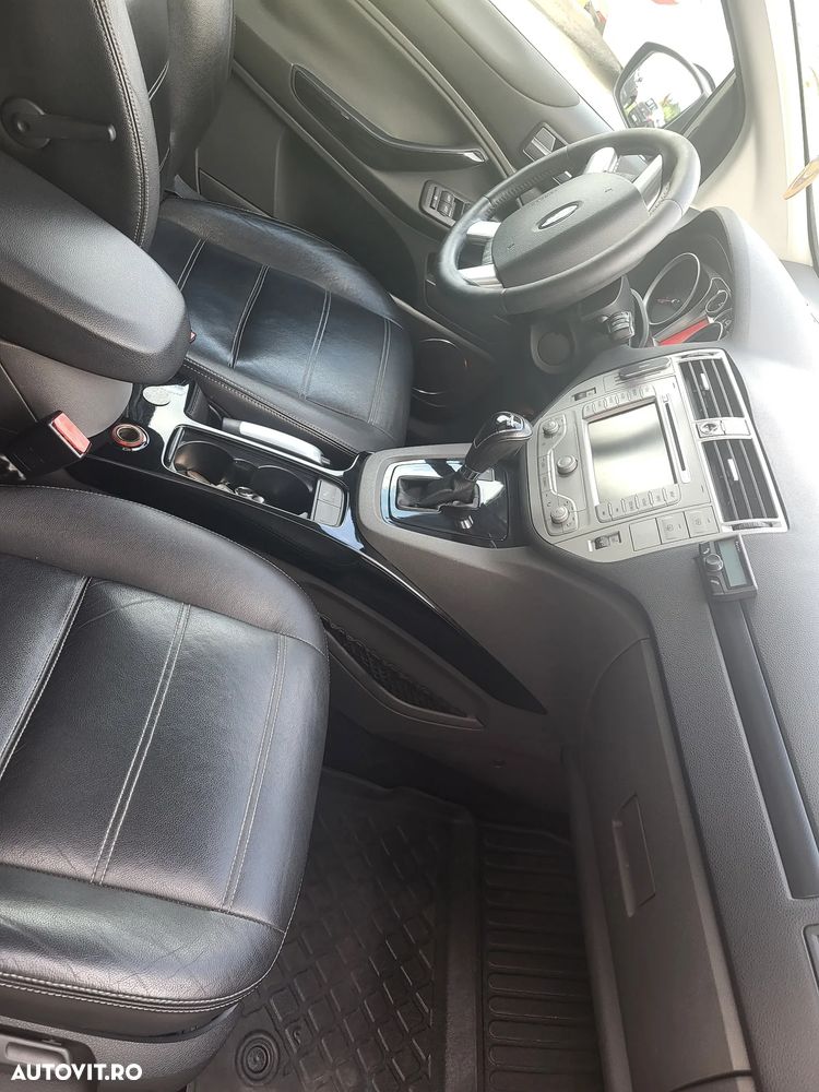 Ford Kuga - 7
