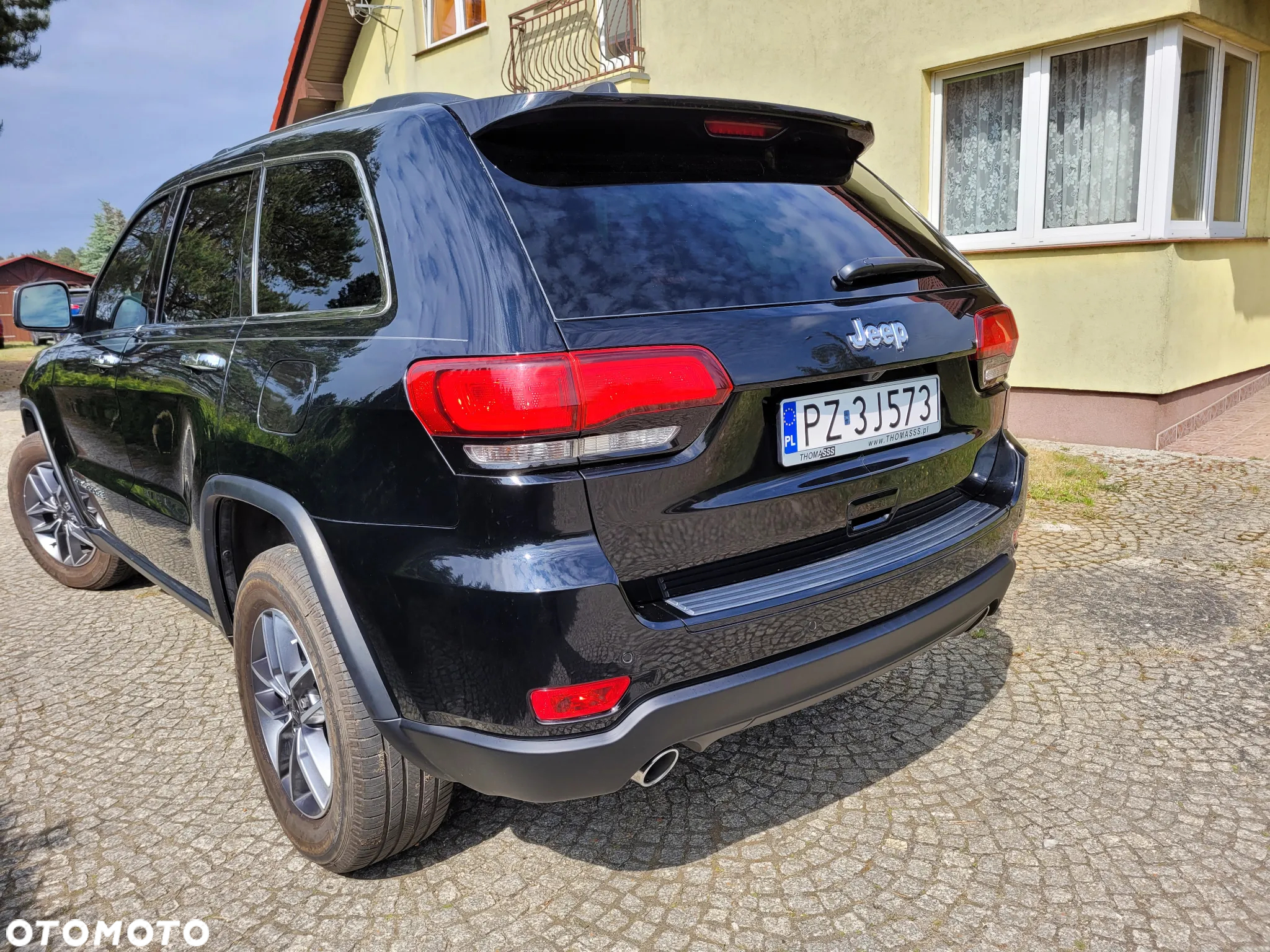 Jeep Grand Cherokee - 16