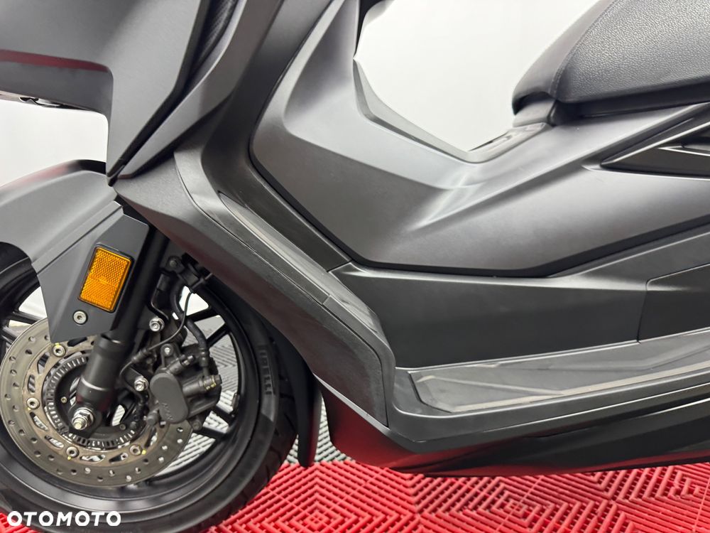 Honda NSS - 16