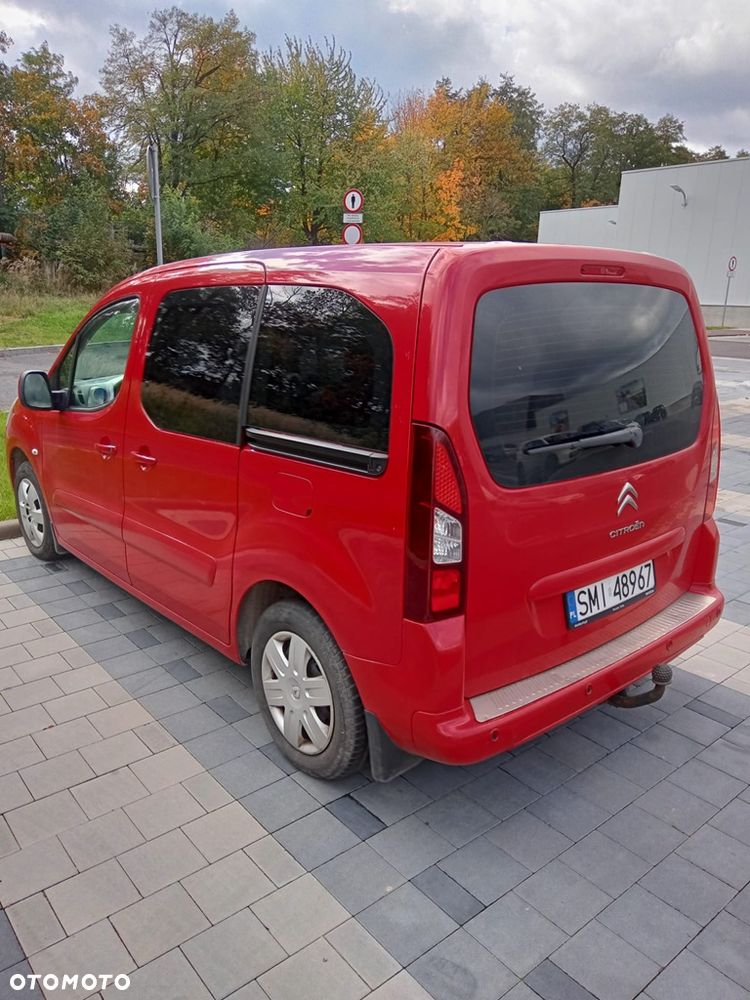 Citroën Berlingo Multispace e-HDi 90 FAP EGS6 Exclusive - 22