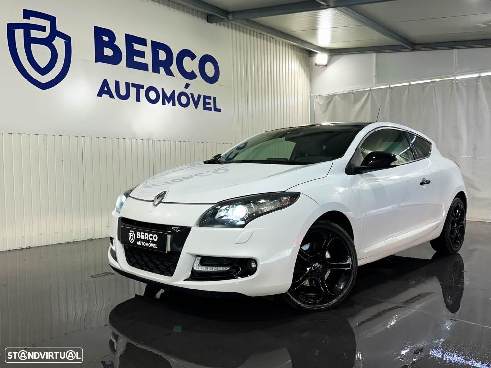 Renault Mégane Coupe 2.0 dCi Dyn. S - 2