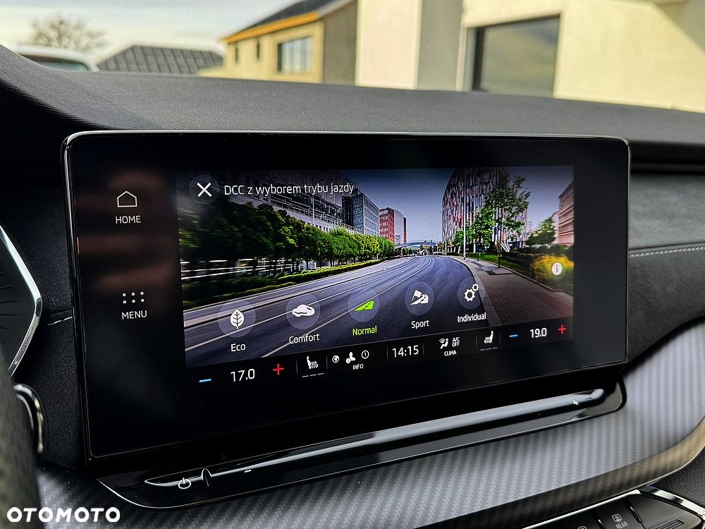 Skoda Octavia 2.0 TDI DSG RS Plus - 31