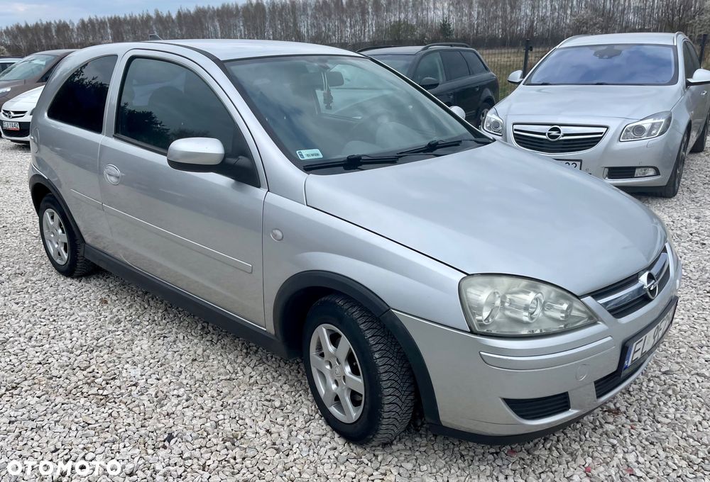 Opel Corsa - 25