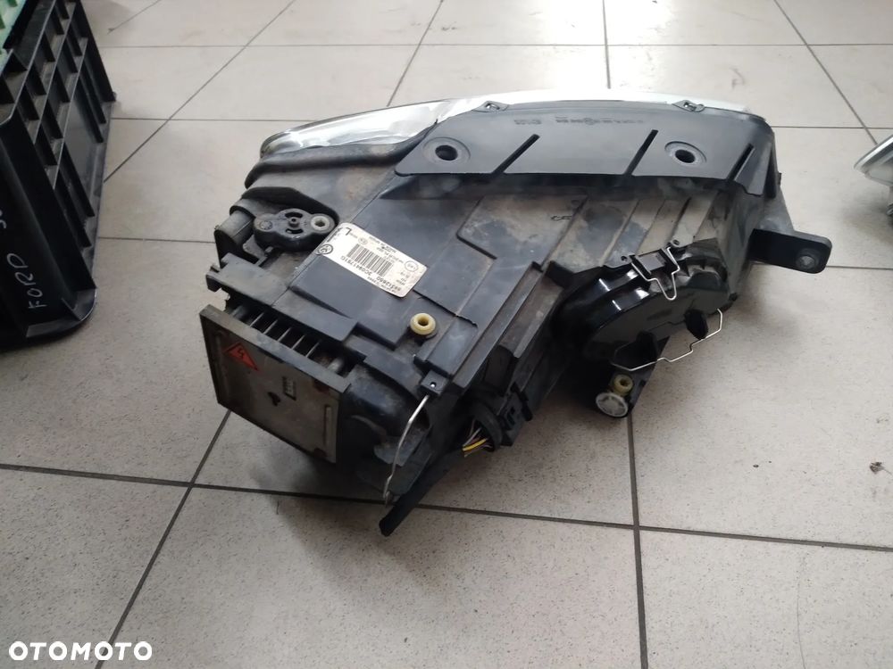 Volkswagen Passat B6 Reflektor Przód Przedni Lewy Bixenon Skrętny 3C0941751G - 2