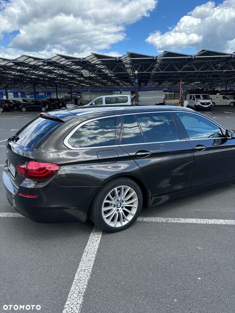 BMW Seria 5 525d - 5