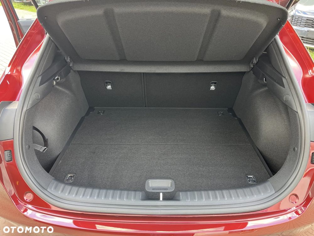 Kia XCeed 1.6 T-GDI Tribute DCT - 18