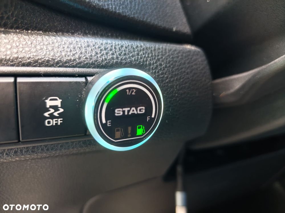Toyota Corolla 1.8 Hybrid Comfort - 29
