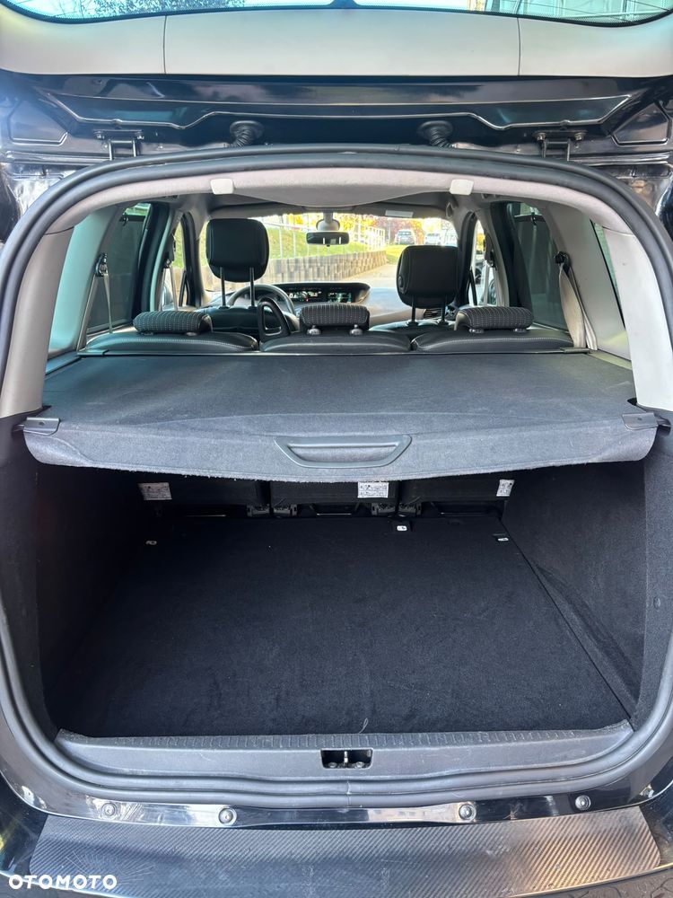 Renault Grand Scenic dCi 130 FAP Bose Edition - 22