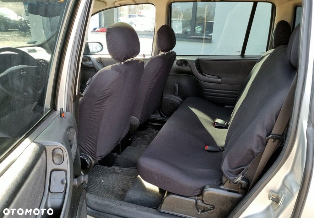 Opel Zafira - 10