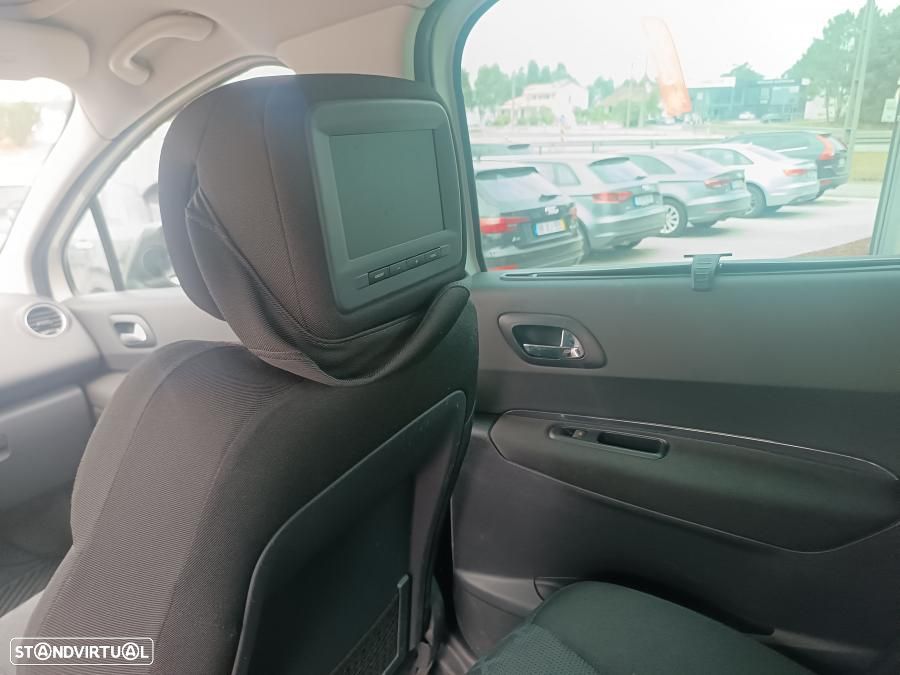 Peugeot 3008 1.6 HDi Active - 10