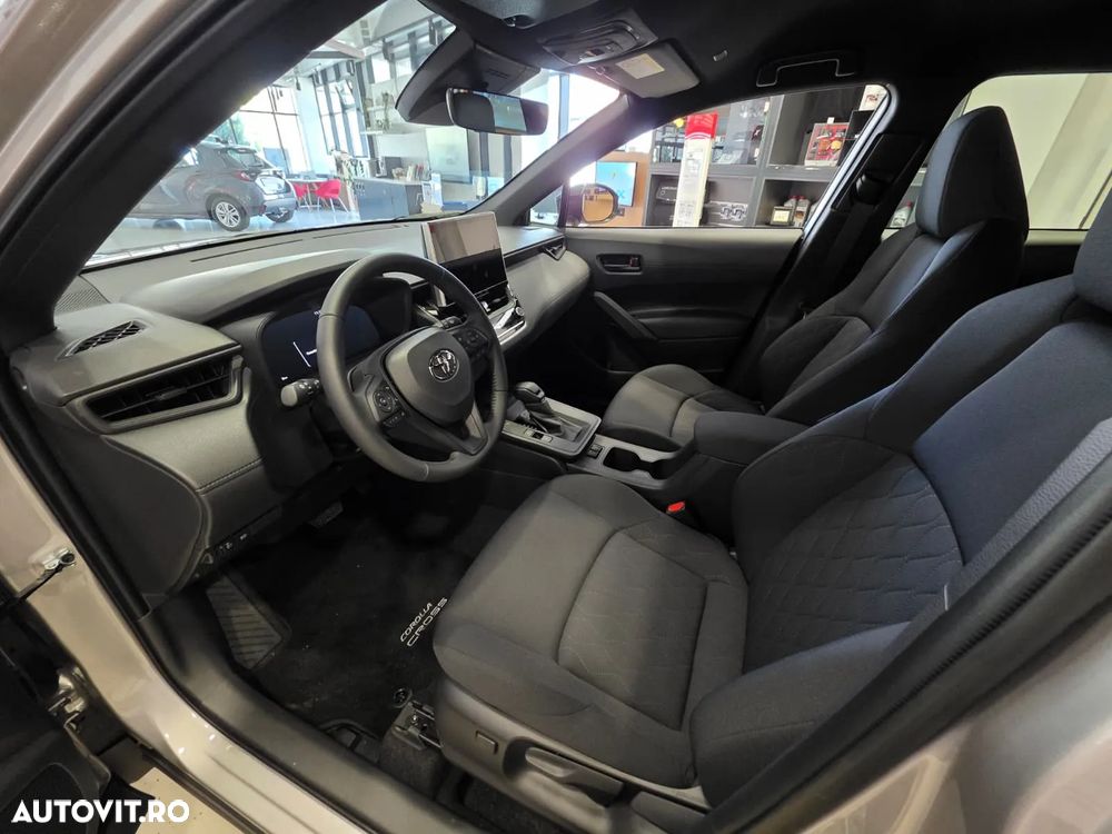 Toyota Corolla Cross - 8