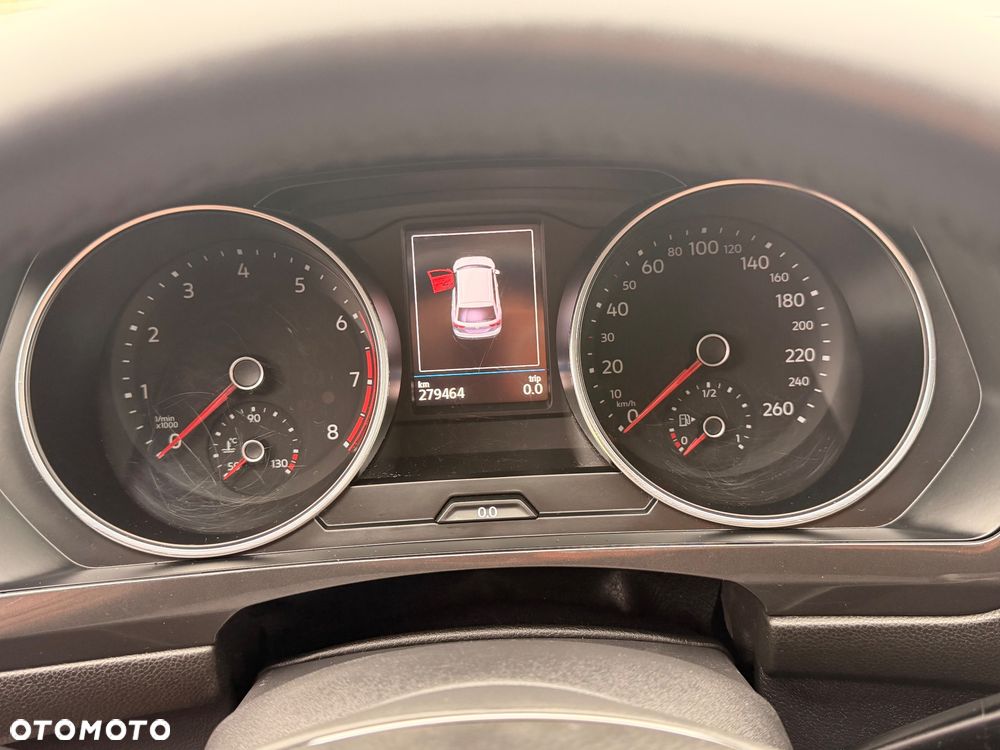 Volkswagen Tiguan - 15
