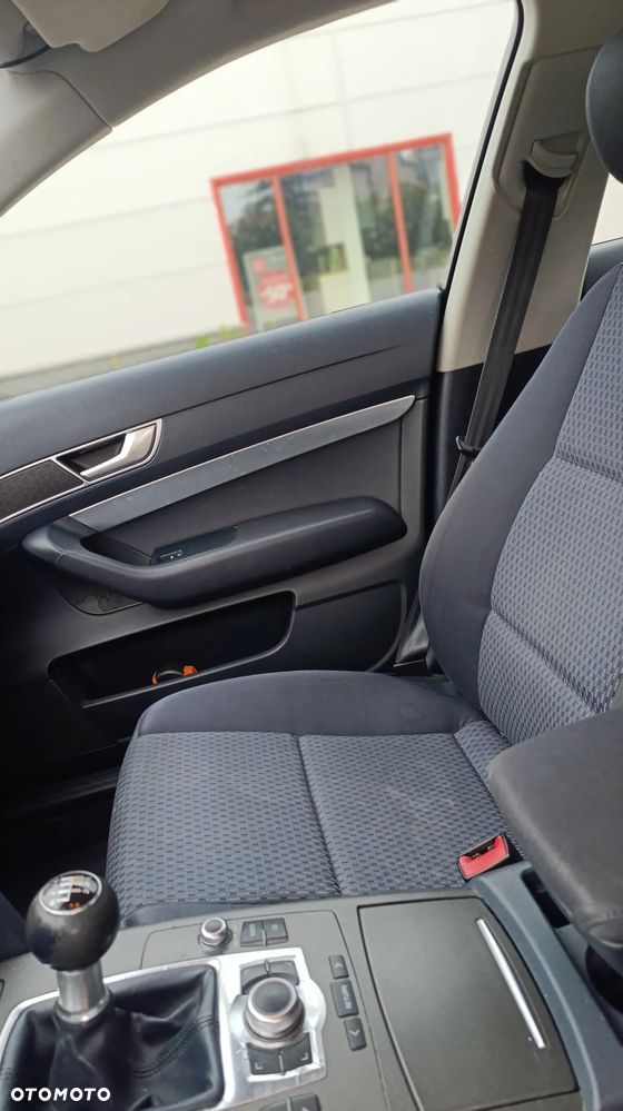 Audi A6 Limousine 2.4 - 13