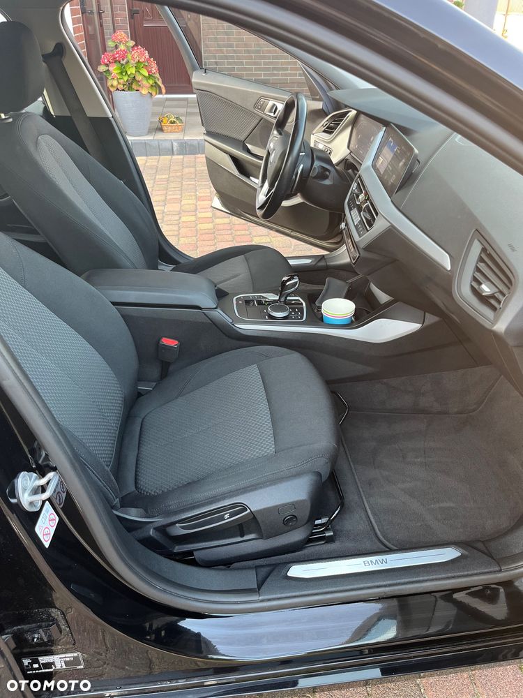 BMW Seria 1 120i Advantage - 19