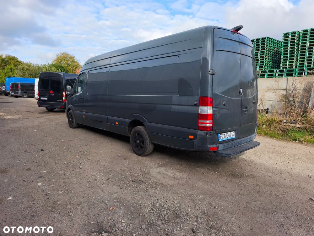 Mercedes-Benz Sprinter - 3