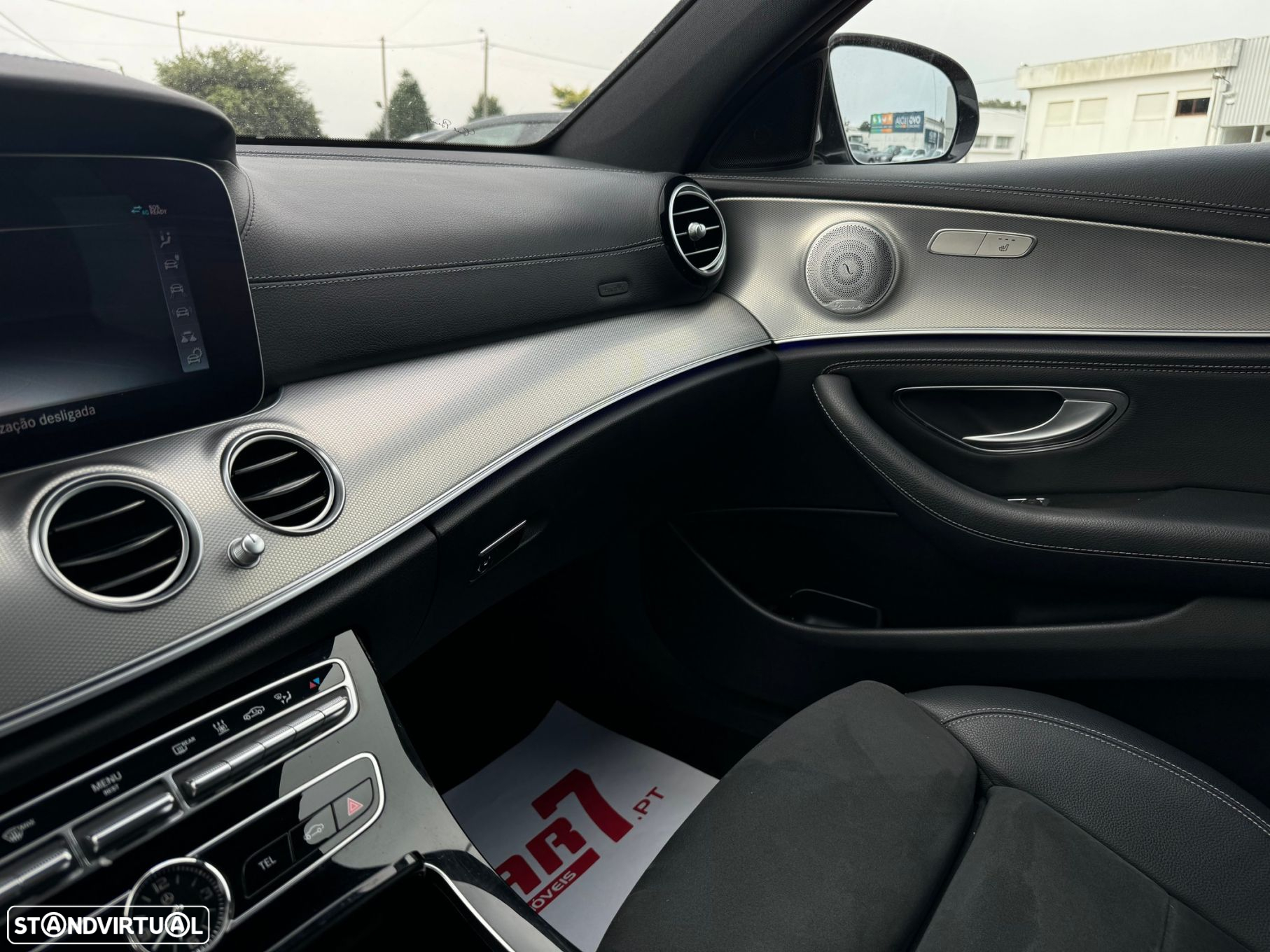 Mercedes-Benz E 300 de AMG Line - 38
