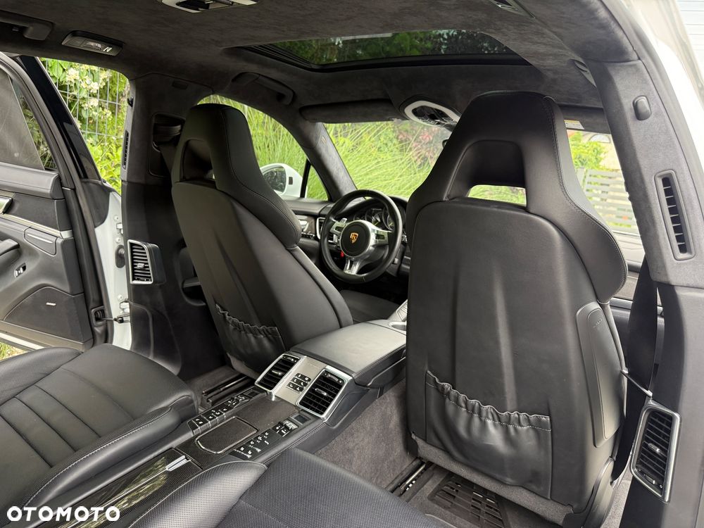 Porsche Panamera - 6