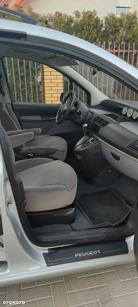 Peugeot 807 V6 205 Platinum Pullmann - 7