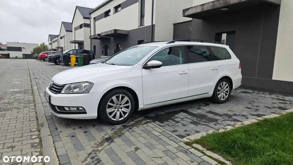 Volkswagen Passat 2.0 TDI Comfortline - 9