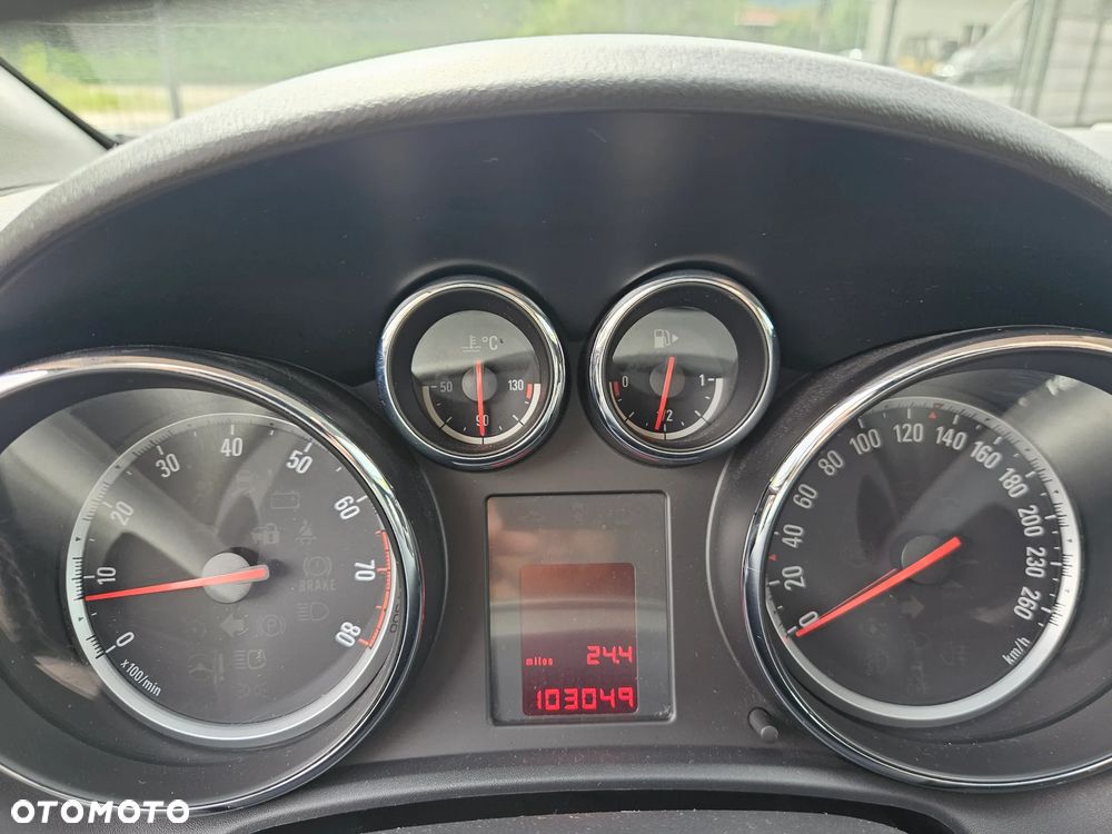 Opel Astra 1.4 Sports Tourer 150 Jahre - 19