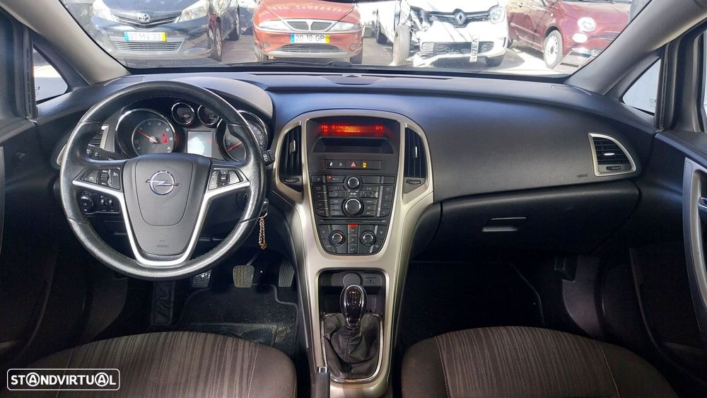 Opel Astra Sports Tourer 1.3 CDTi Cosmo S/S - 14