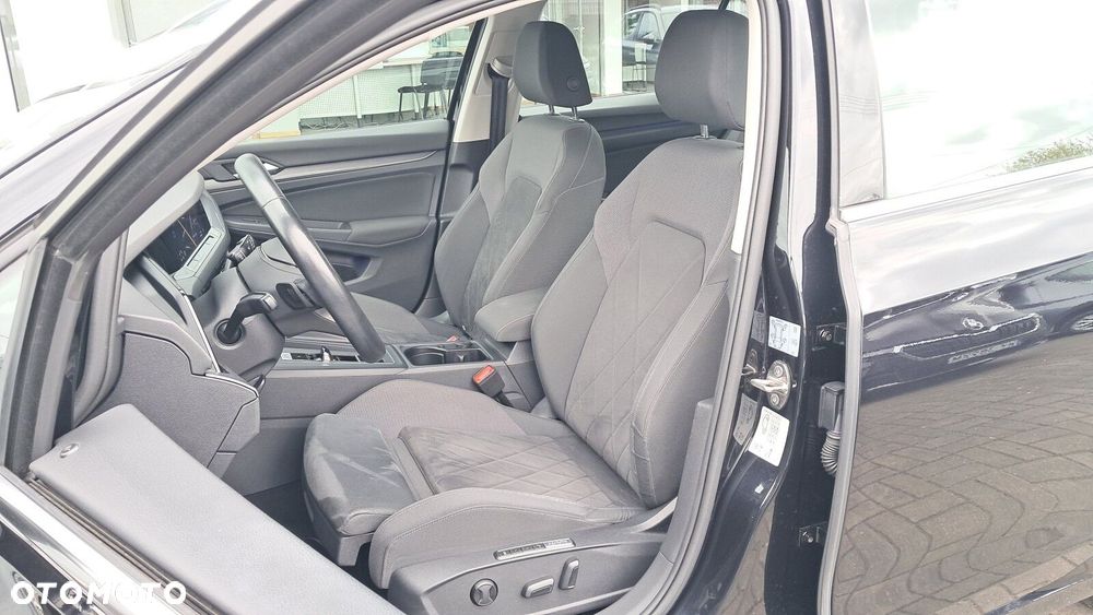 Volkswagen Golf 1.5 eTSI EVO Style DSG - 15