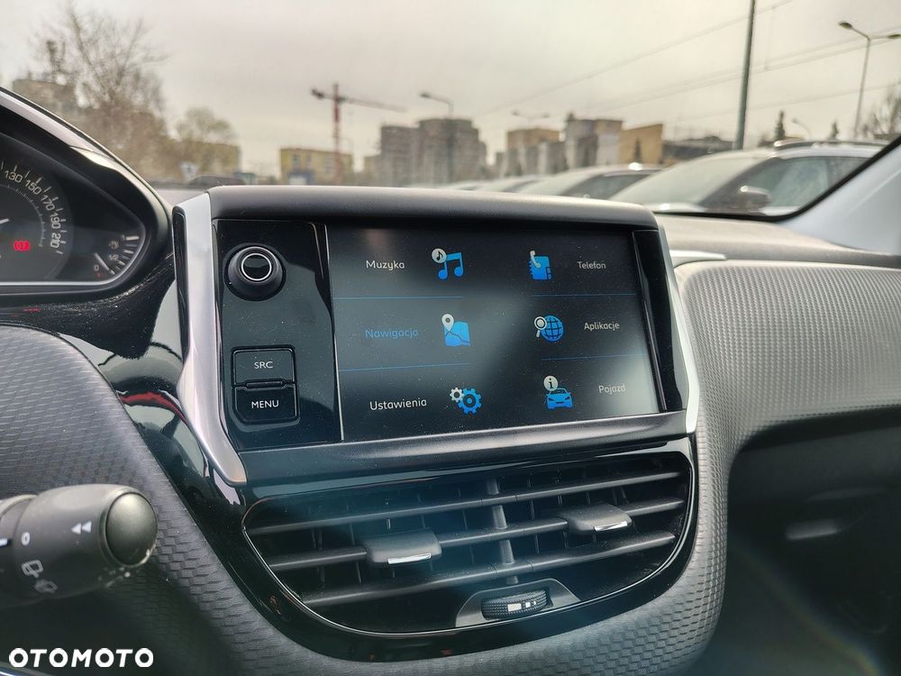 Peugeot 208 1.2 PureTech Allure - 20