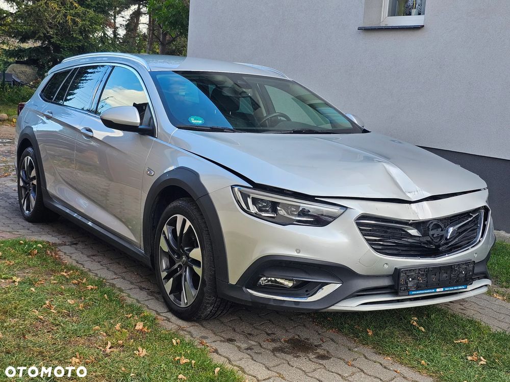 Opel Insignia 2.0 BiTrb D 4x4 Automatik - 2