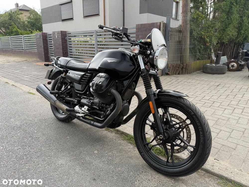 Moto Guzzi V7 - 1