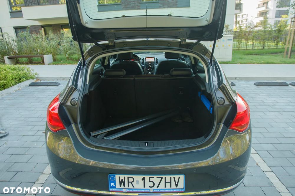 Opel Astra 1.4 Innovation - 33