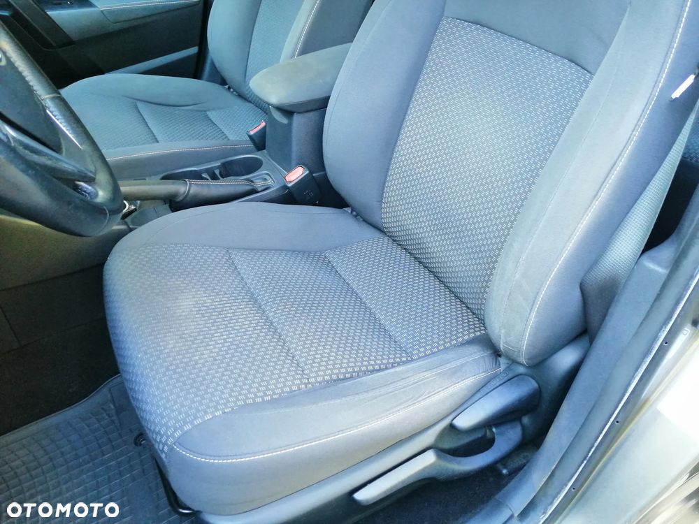 Toyota Corolla 1.6 Comfort - 11