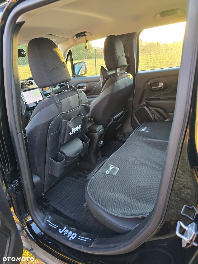 Jeep Renegade 1.5 T4 mHEV Summit FWD S&S DCT - 9