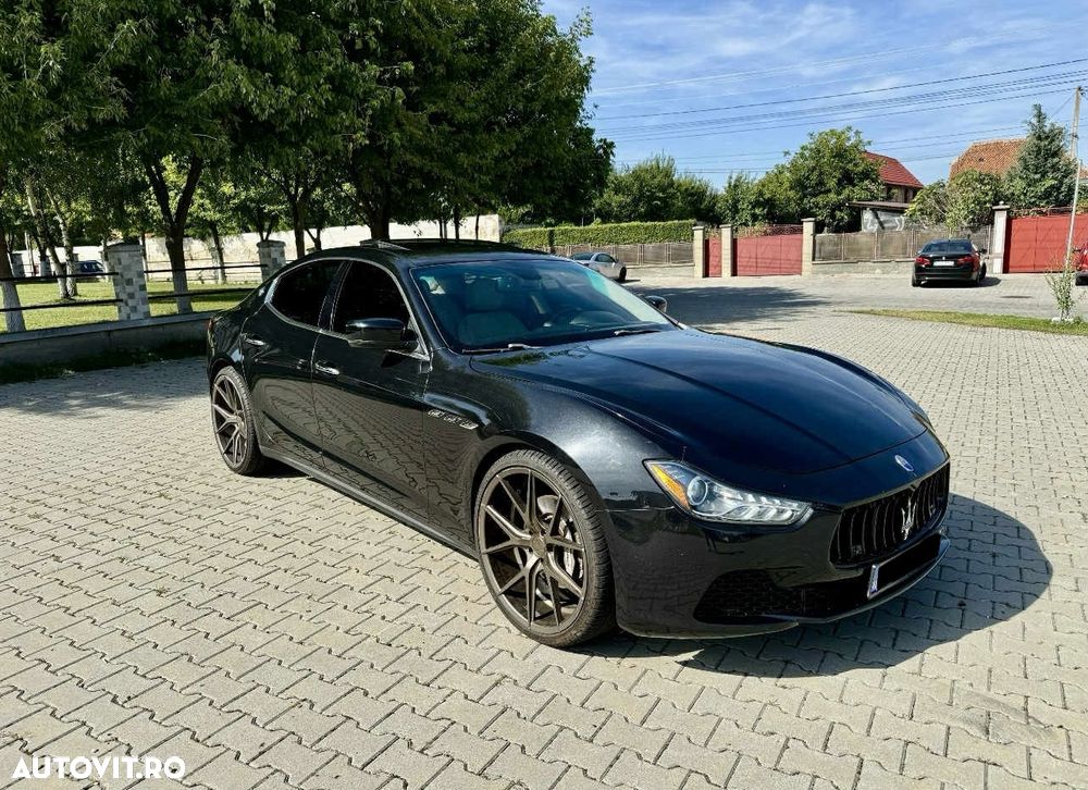 Maserati Ghibli GranLusso - 27