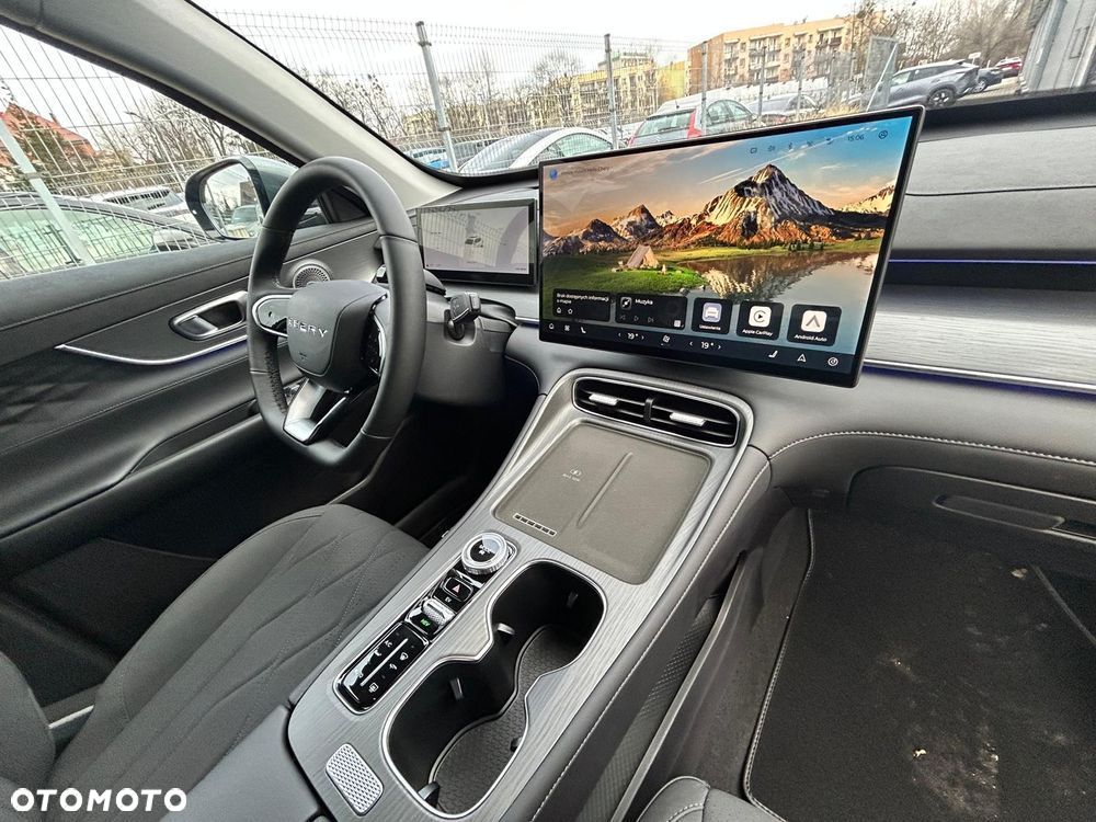 Chery Tiggo 8 1.5 T-GDI Super Hybrid Prestige DCT - 17