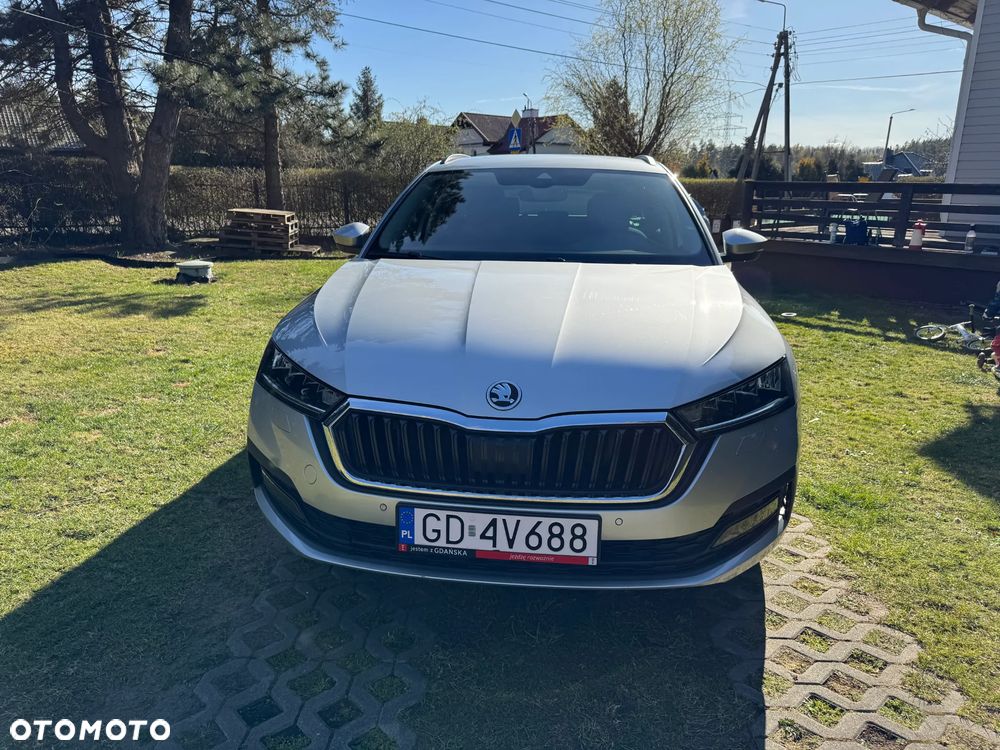 Skoda Octavia 2.0 TDI DSG Clever - 23